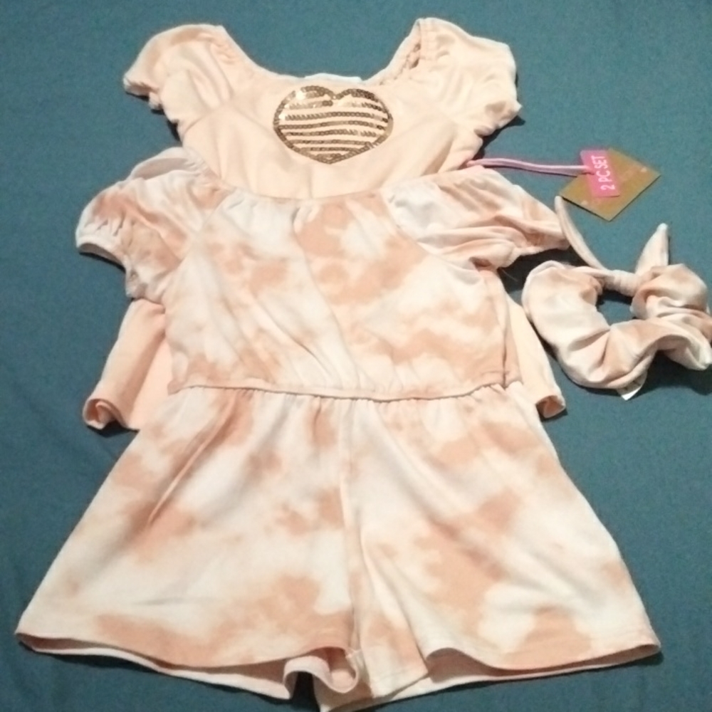 NWT Young Hearts Baby Rompers Size 18 M